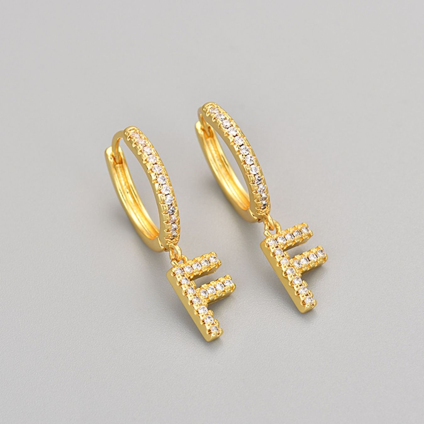 Initialen-Ohrringe „Kristall“