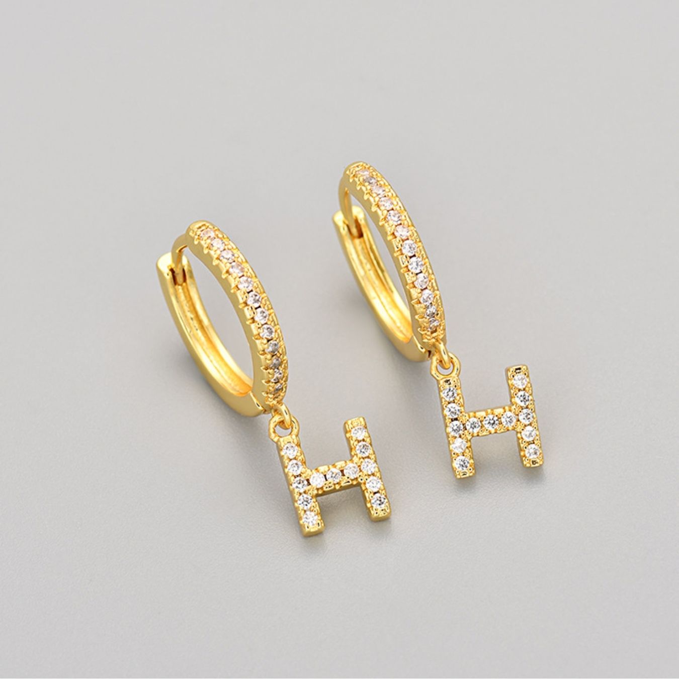 Initialen-Ohrringe „Kristall“