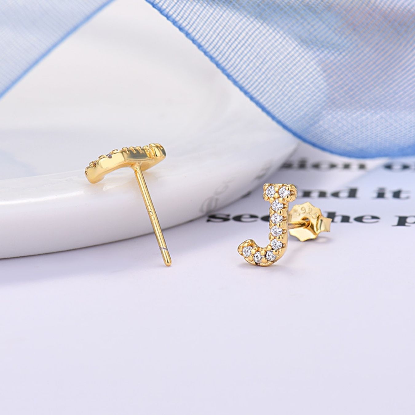 Initialen-Ohrringe „Identität“