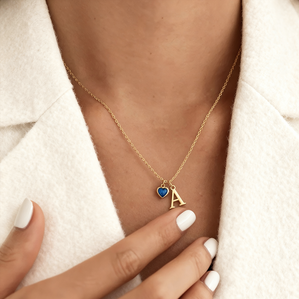 Initialen-Halskette "Ewiges Flüstern"