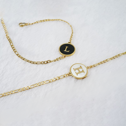 Buchstabenarmband „Vintage“