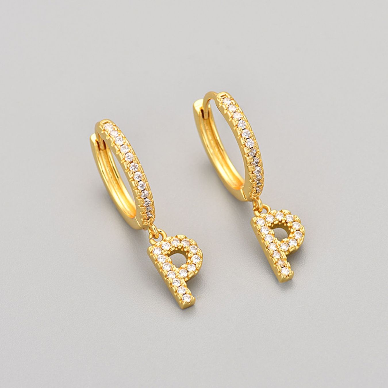 Initialen-Ohrringe „Kristall“