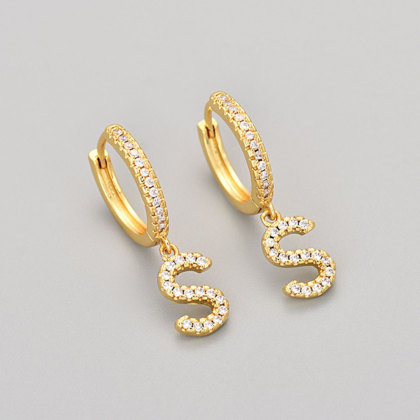 Initialen-Ohrringe „Kristall“
