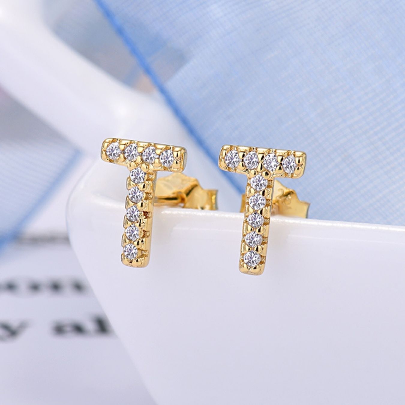 Initialen-Ohrringe „Identität“