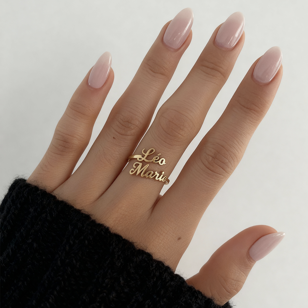 Verstellbarer Namensring "Doppelte Schrift"