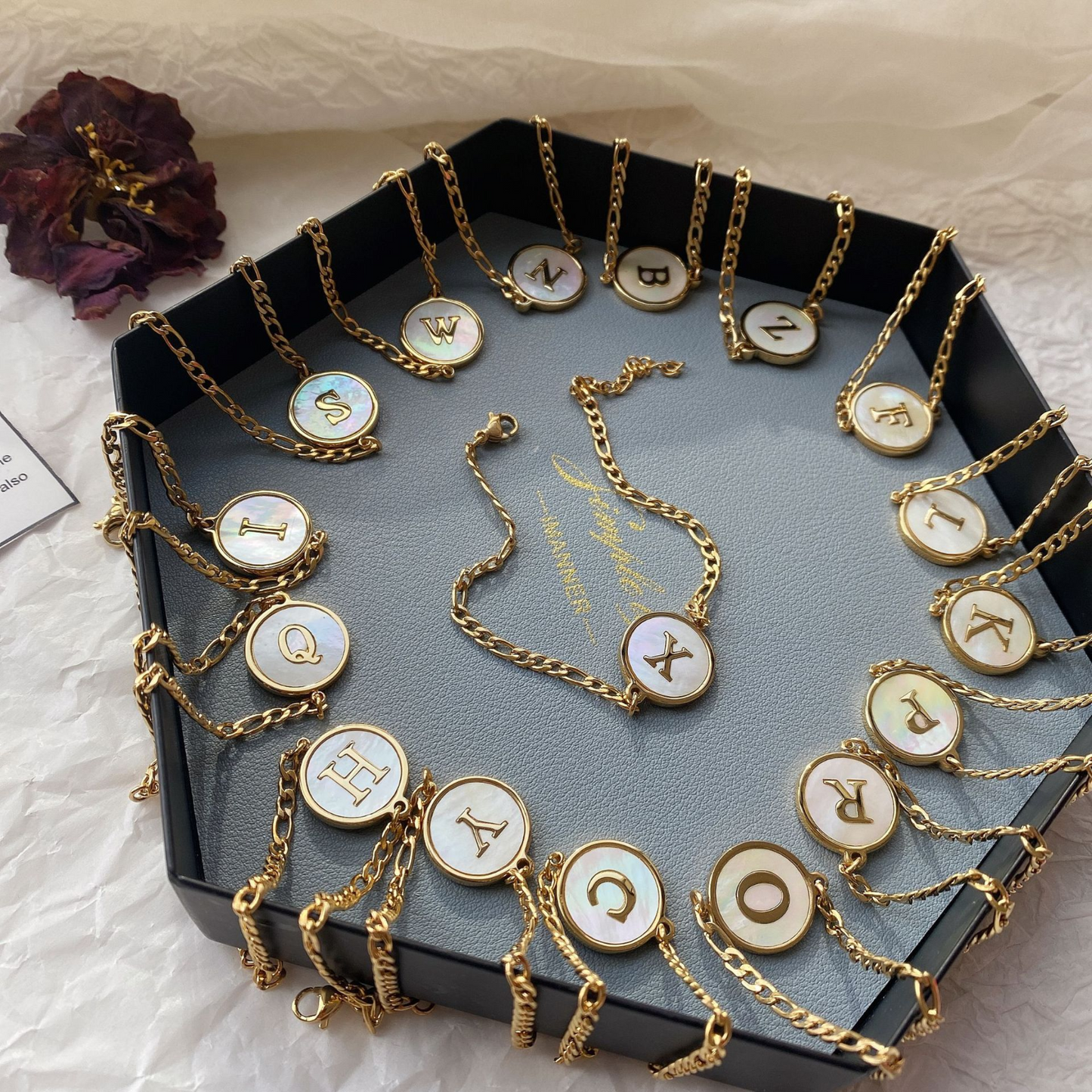 Buchstabenarmband „Vintage“