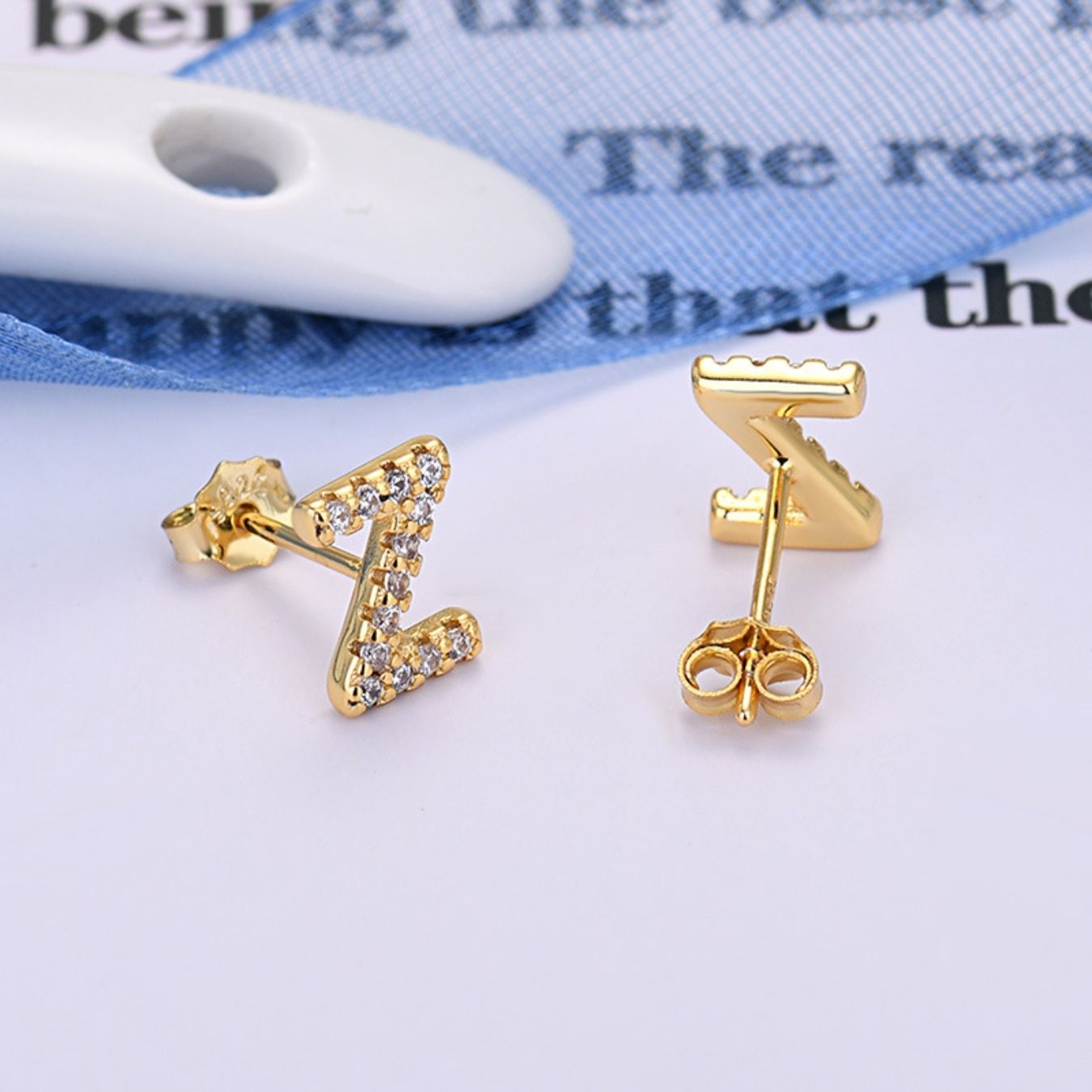 Initialen-Ohrringe „Identität“