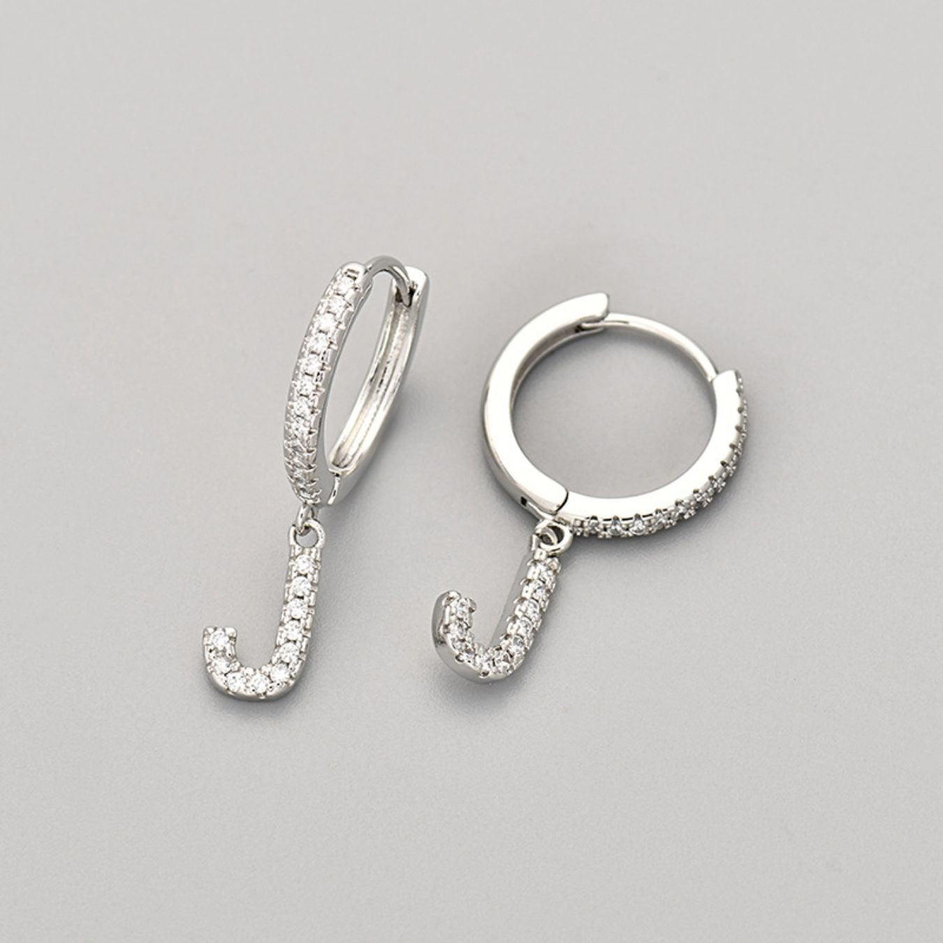 Initialen-Ohrringe „Kristall“