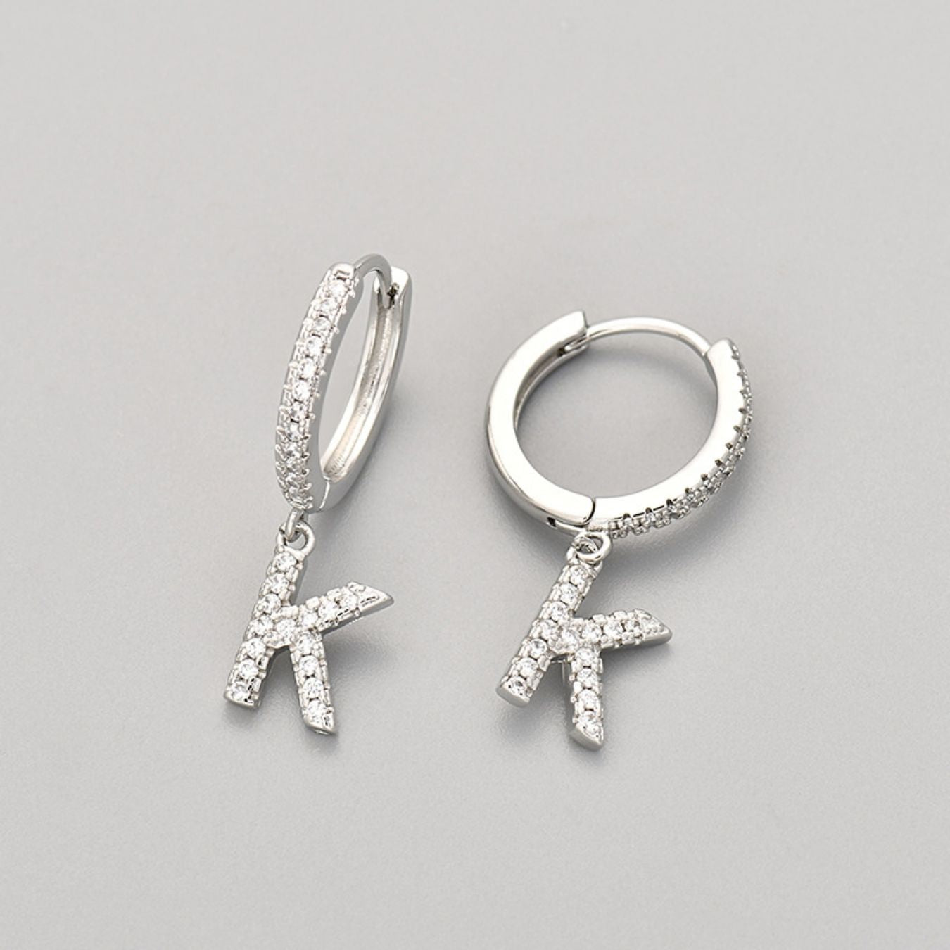 Initialen-Ohrringe „Kristall“