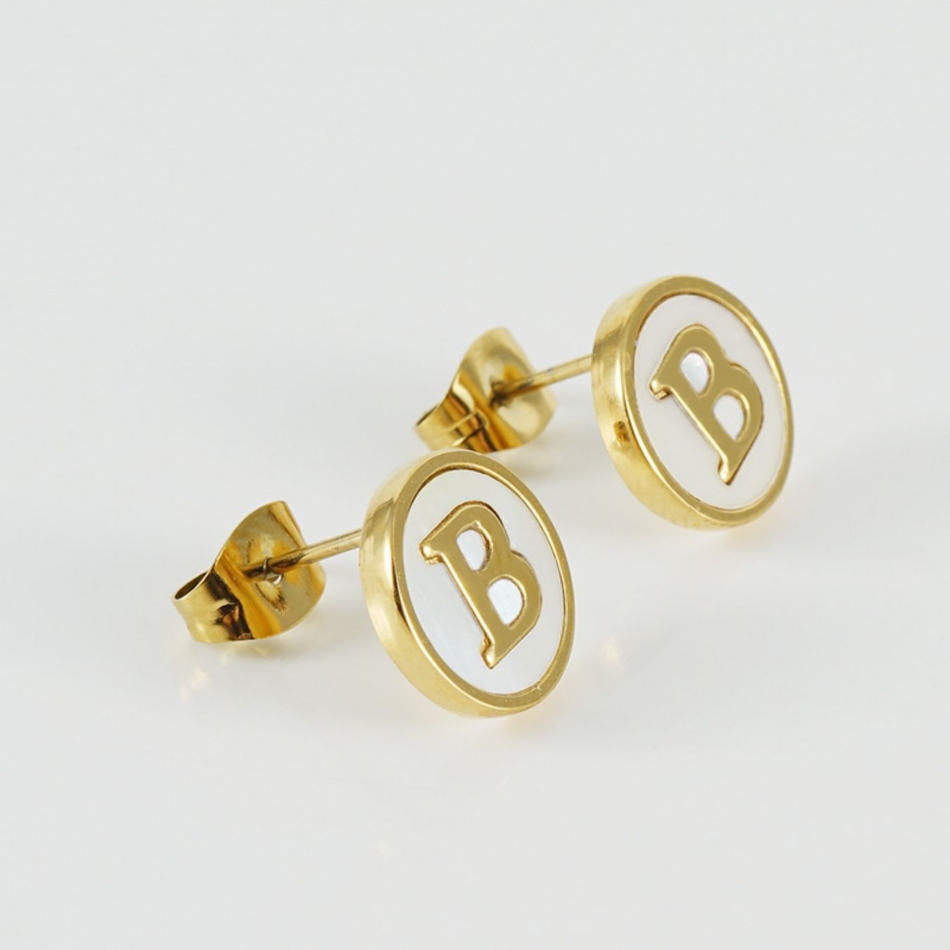 Buchstabenohrringe "Vintage"