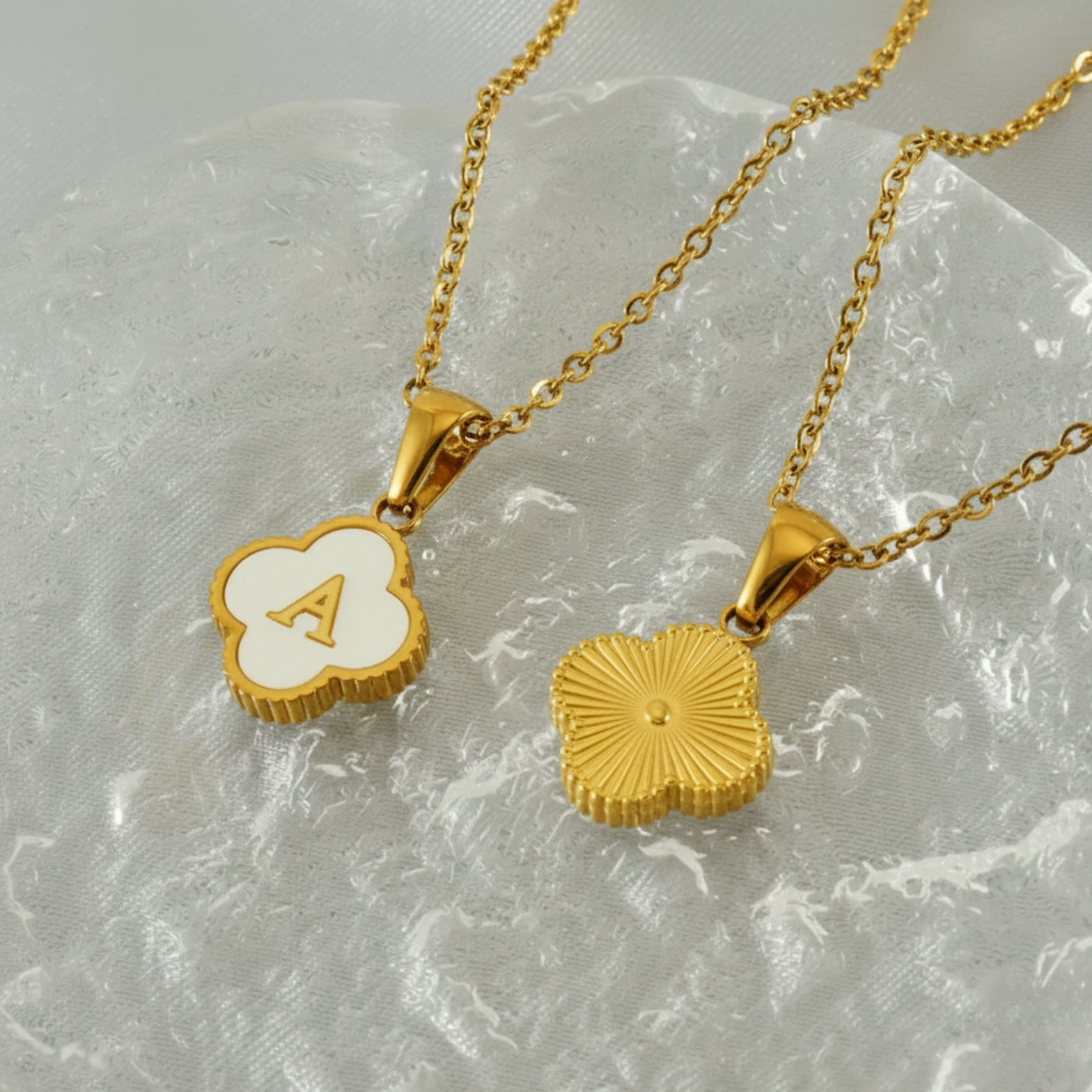 Buchstabenkette „Lucky“