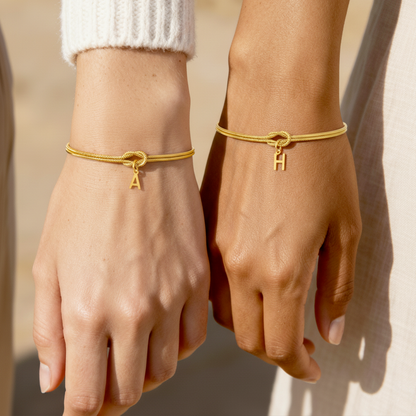 Initialenarmband „Knoten“