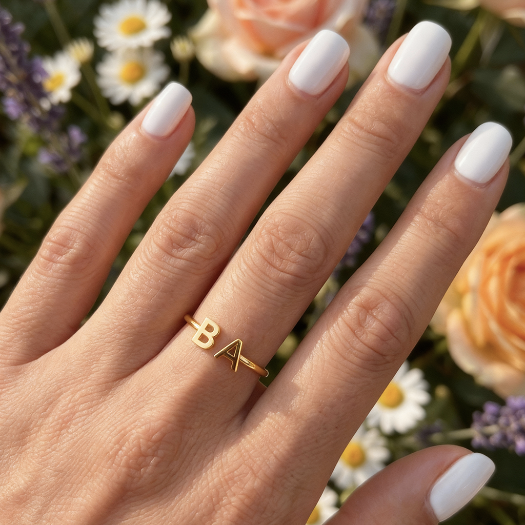 Verstellbarer Initialenring "Doppelmonogramm"