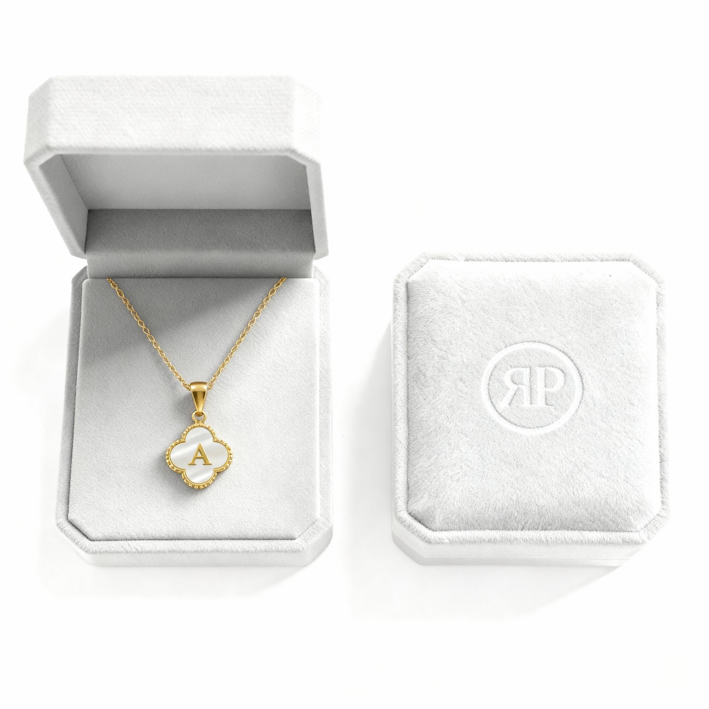 Buchstabenkette „Lucky“