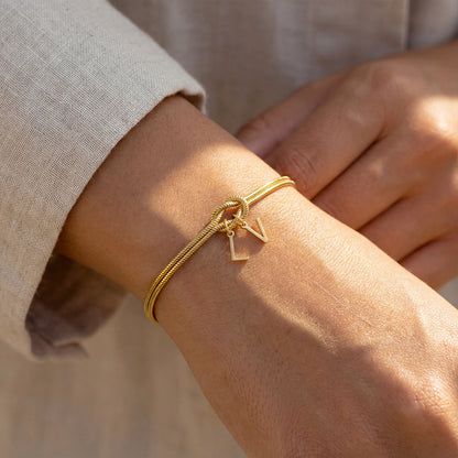 Initialenarmband „Knoten“