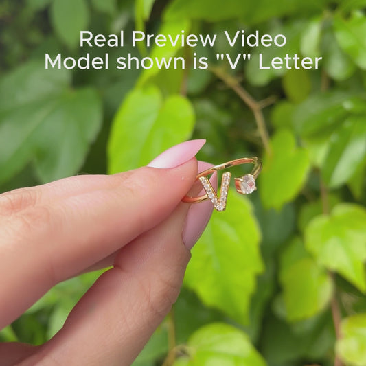 Verstellbarer Buchstabenring „Classic“