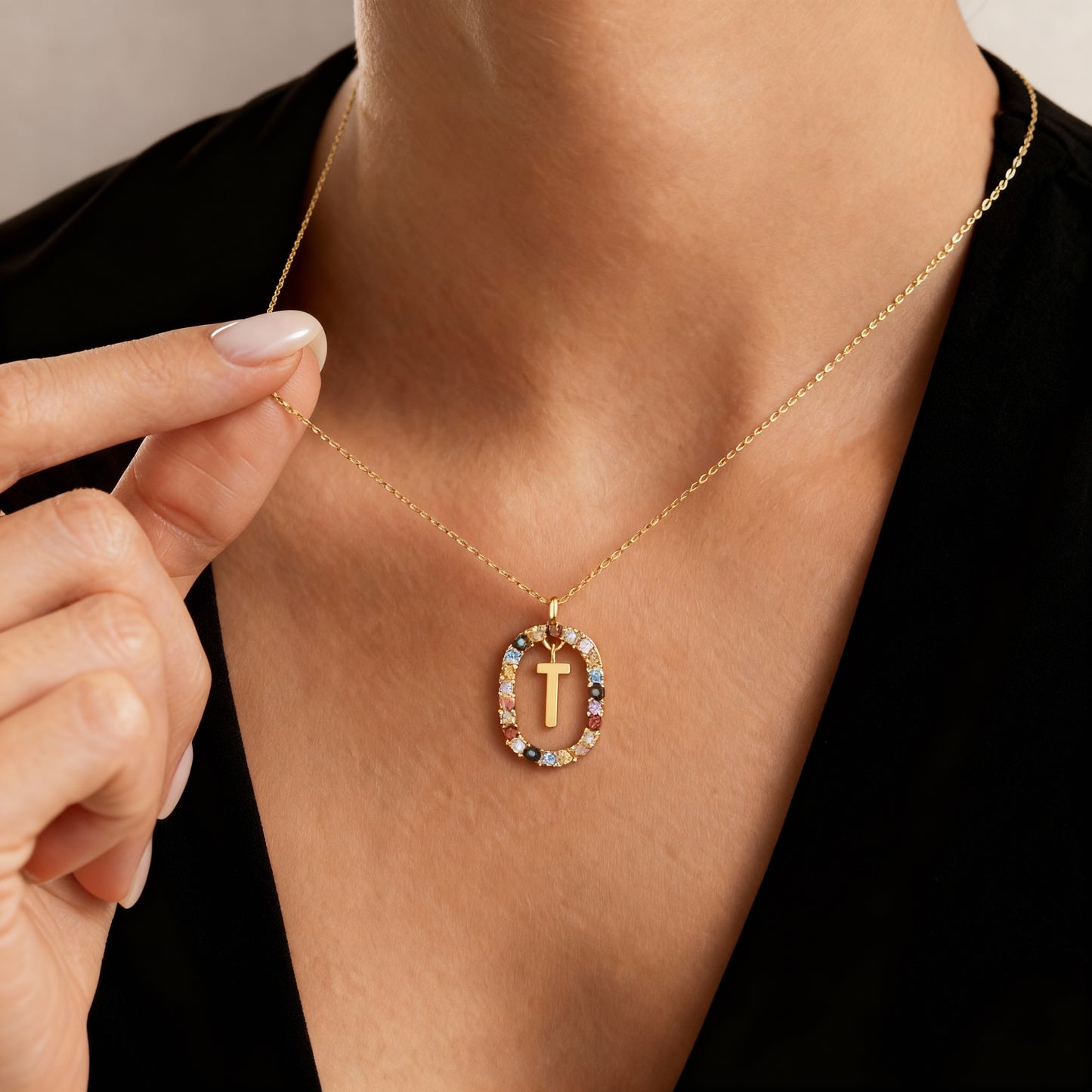 Buchstabenkette „Regenbogen“