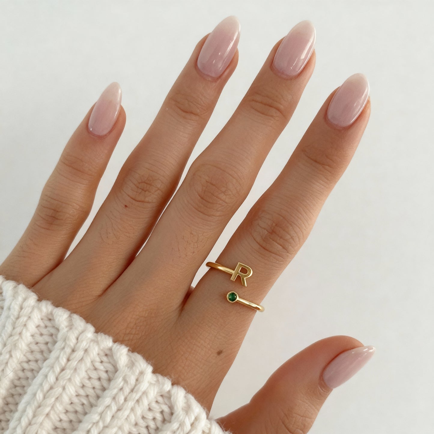 Verstellbarer Initialenring "Essence"